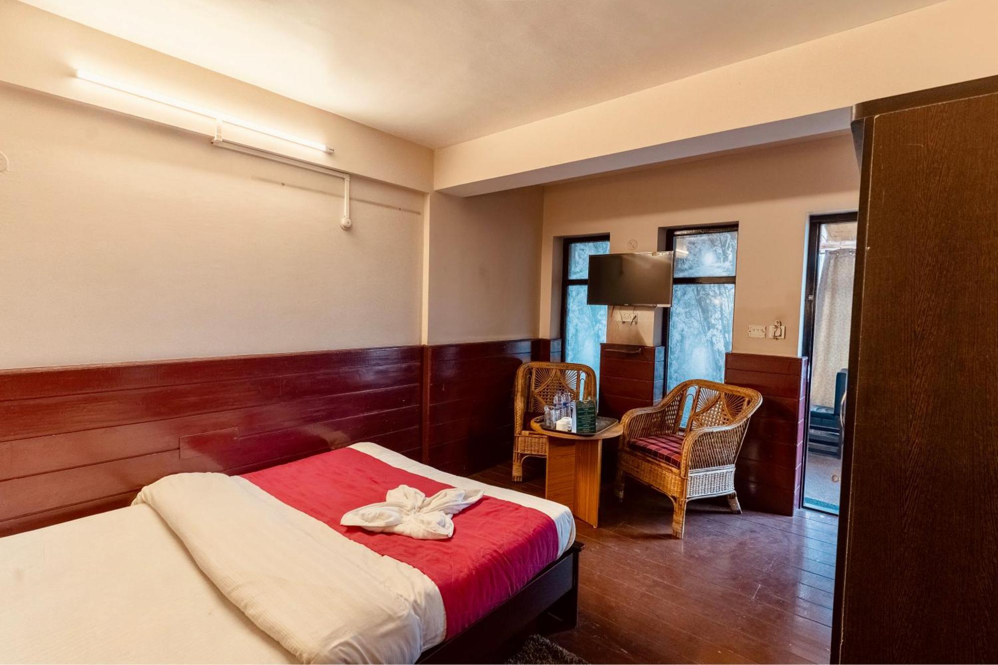 Готель Himalayan Gorkha Retreat II Free Parking Дарджилінг Екстер'єр фото